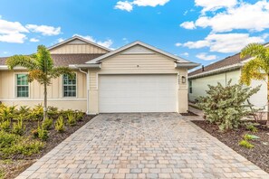 2 Car Garage & Driveway