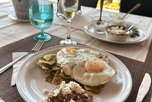 Breakfast meal