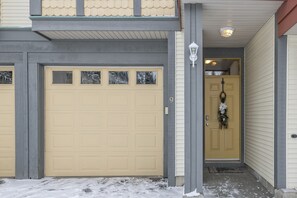 There are 2 parking spots in the garage when guests park in Tandem