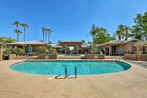 2 Outdoor Community Pools | Community Fitness Center