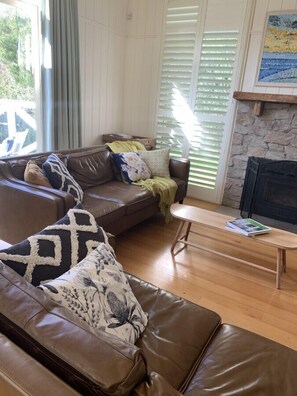 Leather lounges in family room (downstairs)