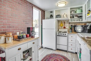 Kitchen | Cooking Basics | Dishwasher | Drip Coffee Maker