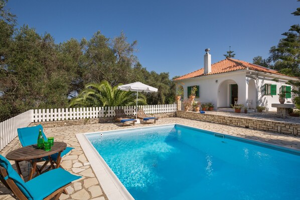 The large pool at Maria