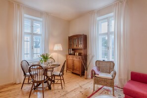 Apartment Top 2 mit Gartenblick