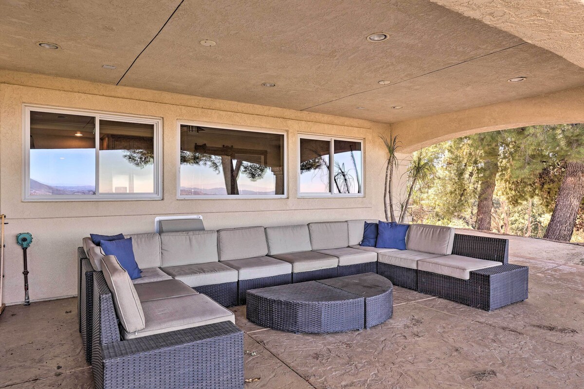 Charming Temecula Home w/ Hot Tub, Mountain Views!
