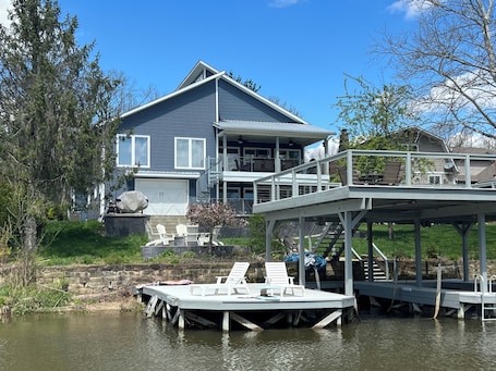 Boat space and swimming dock available for AVL residents with valid boat decal.