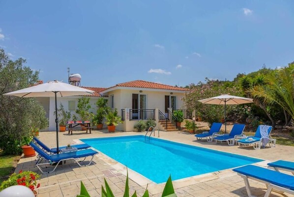 Beautiful villa with private pool