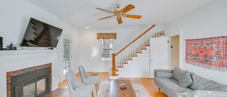 Lexington Vacation Rental | 3BR | 2BA | Stairs Required | 2,048 Sq Ft