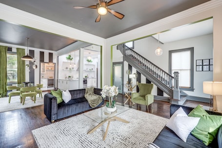 Jacksonville Vacation Rental | 3BR | 2.5BA | Stairs Required | 2,100 Sq Ft