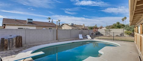 Tempe Vacation Rental | 4BR | 2BA | 1 Exterior Step Required | 2,135 Sq Ft