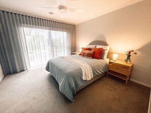 Bedroom 1: Queen Bed with walk in robe and ensuite. Linen and Towels Provided