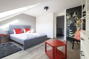 Room 2 (1)