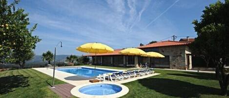 Villa Serenidade | 3 Bedrooms | Tennis Court | Countryside Location | Braga | North Portugal