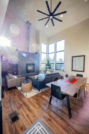 Open layout with dining table seating for 6