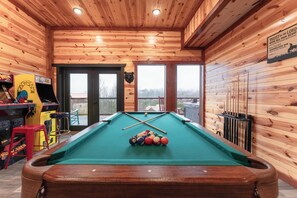 Spielezimmer