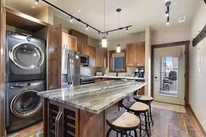 The Firebrand Flat in Downtown Whitefish (7376)