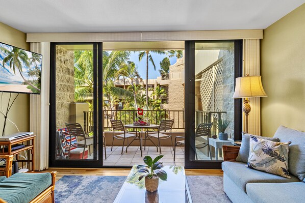 Indoor/outdoor living