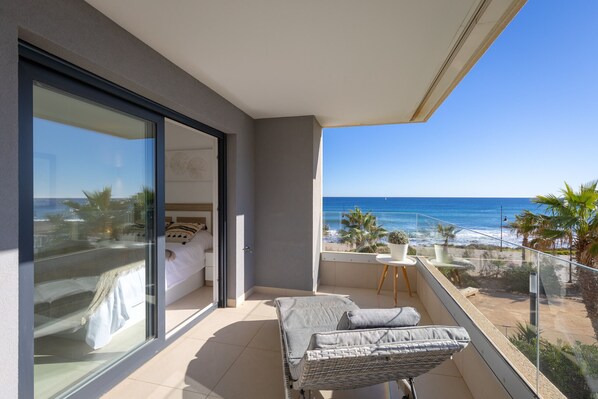Beachfront apartment in Torrevieja
