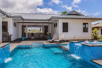 Pool & Spa, Ocean, Golf on the North Shore