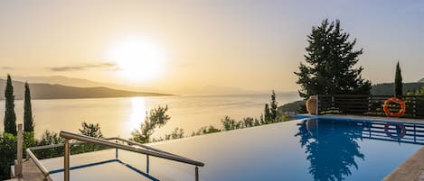 Infinity pool and chlidren's pool overlooking the Ionian Pelagus.