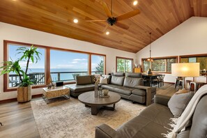 Family Room/Kitchen