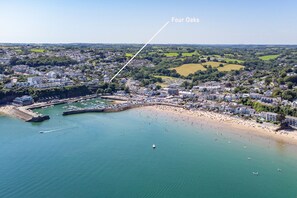 Sea Views, Parking, Enclosed Garden, Dog Friendly