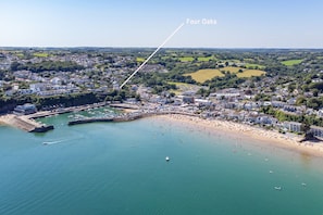 Sea Views, Parking, Enclosed Garden, Dog Friendly