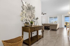 Entry Area (1)