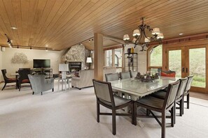 Dining Room, Dining Table, Furniture, Indoors, Table