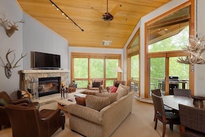 Indoors, Furniture, Living Room, Table, Fireplace