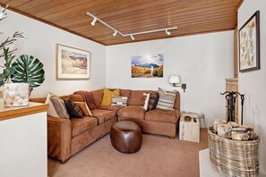 Indoors, Home Decor, Architecture, Building, Furniture