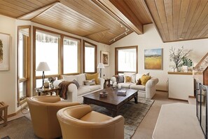 Indoors, Home Decor, Architecture, Building, Furniture