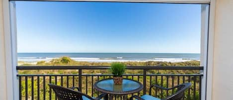 Million Dollar Oceanfront Views!