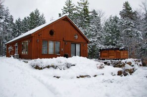 Perfect for year-round getaways. Ski or just take a break from the daily grind.