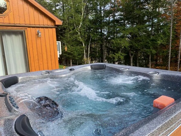 Lay in the spa lounger, turn on the jets and relax!
