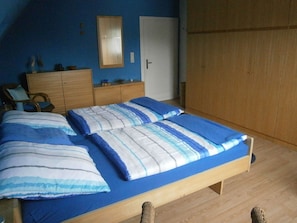 Ferienwohnung, 90 qm, 3 Schlafzimmer, max. 5 Personen-Schlafzimmer
