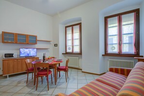 Kitchen and dining area