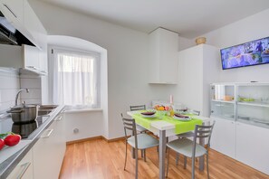 Kitchen and dining area