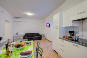 Kitchen and dining area