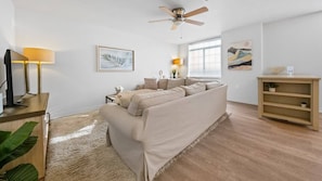 #StayInMyDistrict #EntireHome #BookDirect