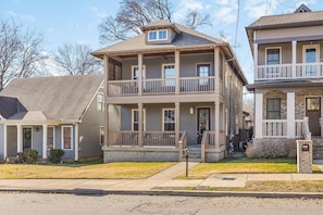 Our central location is ideal for a Nashville getaway - walking distance to historic Germantown and just 1.5 mi to all of downtown's attractions. 3 private patios with this house!