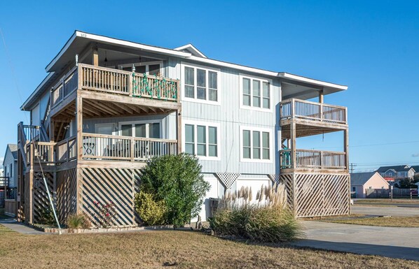 Loggerhead Landing