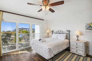 Living room/Bedroom