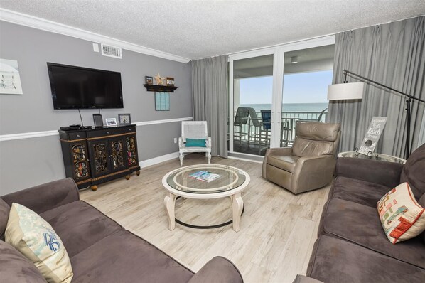 Shoreline Towers 1084