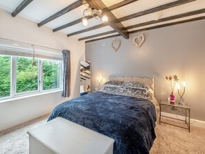 Double bedroom | Poulter Cottage, Elkesley, near Retford