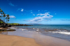 G303 is mere footsteps from this beach