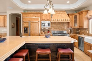 Kitchen Island