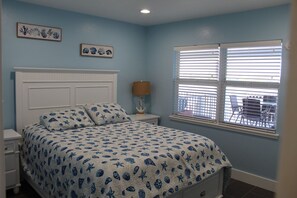 Dolphin Master Bedroom