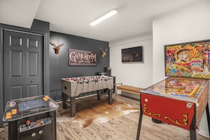 Spielezimmer
