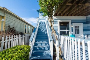 Stairway to Upper Deck.